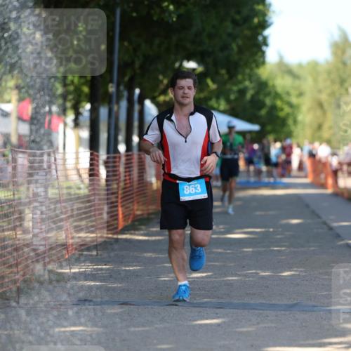 07.09.2025 - 19. Norderstedt Triathlon Michael Strokosch http://msf.ph/oto/8815187 07.09.2025 15:32:19 Laufen 373, 863, 1459, 1491 meine-sportfotos.de