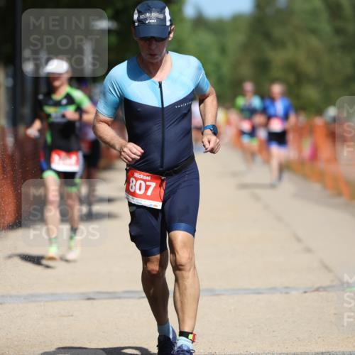 07.09.2025 - 19. Norderstedt Triathlon Michael Strokosch http://msf.ph/oto/8815212 07.09.2025 12:55:59 Laufen 213, 302, 759, 807, 1262, 1294 meine-sportfotos.de