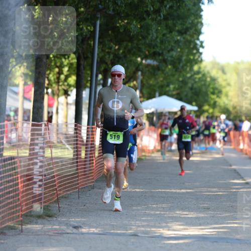 07.09.2025 - 19. Norderstedt Triathlon Michael Strokosch http://msf.ph/oto/8815261 07.09.2025 16:29:53 Laufen 519, 552, 1101, 1564 meine-sportfotos.de