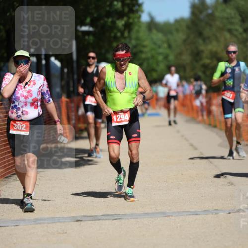 07.09.2025 - 19. Norderstedt Triathlon Michael Strokosch http://msf.ph/oto/8815280 07.09.2025 12:56:05 Laufen 212, 213, 261, 302, 1294 meine-sportfotos.de
