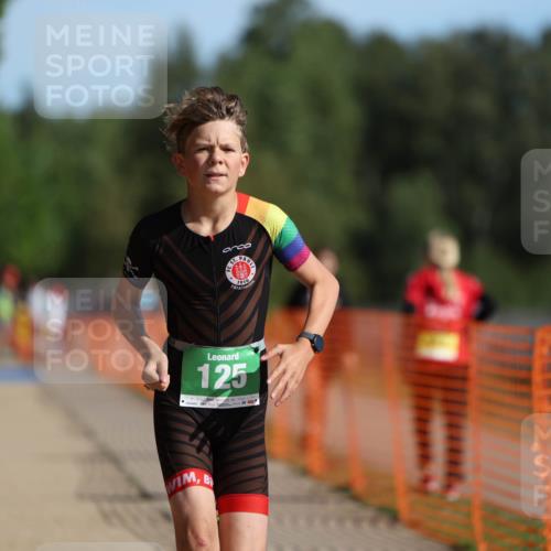 07.09.2025 - 19. Norderstedt Triathlon Michael Strokosch http://msf.ph/oto/8815308 07.09.2025 10:46:10 Laufen 125 meine-sportfotos.de