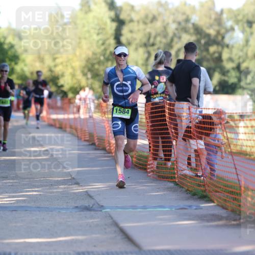07.09.2025 - 19. Norderstedt Triathlon Michael Strokosch http://msf.ph/oto/8815310 07.09.2025 16:30:05 Laufen 447, 1584, 1614 meine-sportfotos.de