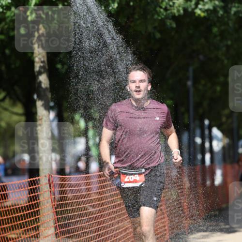07.09.2025 - 19. Norderstedt Triathlon Michael Strokosch http://msf.ph/oto/8815458 07.09.2025 13:37:23 Laufen 264, 305, 1389 meine-sportfotos.de