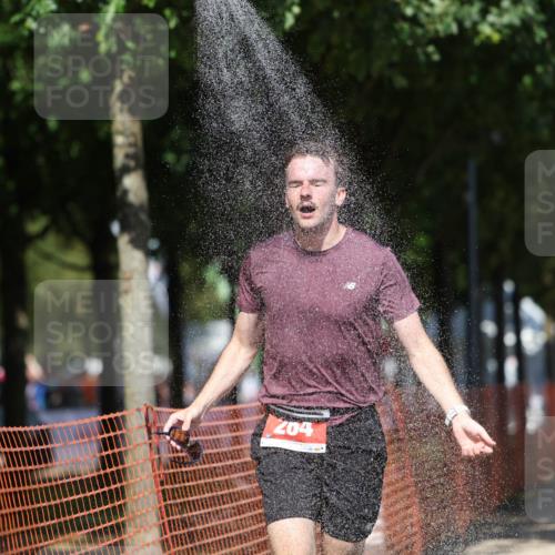 07.09.2025 - 19. Norderstedt Triathlon Michael Strokosch http://msf.ph/oto/8815465 07.09.2025 13:37:23 Laufen 264, 305, 1389 meine-sportfotos.de