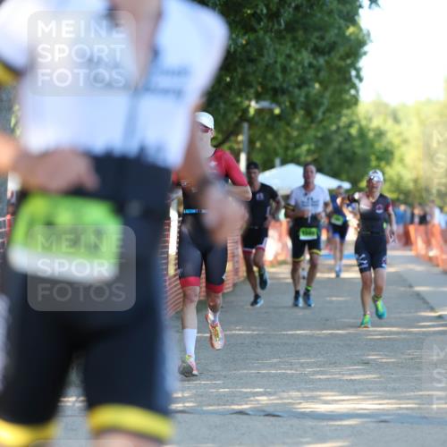 07.09.2025 - 19. Norderstedt Triathlon Michael Strokosch http://msf.ph/oto/8815471 07.09.2025 16:30:49 Laufen 549, 1050, 1568, 1573, 1586, 1592 meine-sportfotos.de