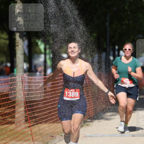 07.09.2025 - 19. Norderstedt Triathlon Michael Strokosch http://msf.ph/oto/8815545 07.09.2025 13:37:28 Laufen 305, 1389 meine-sportfotos.de