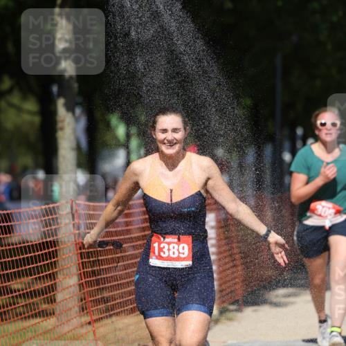 07.09.2025 - 19. Norderstedt Triathlon Michael Strokosch http://msf.ph/oto/8815563 07.09.2025 13:37:29 Laufen 305, 1389 meine-sportfotos.de