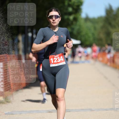 07.09.2025 - 19. Norderstedt Triathlon Michael Strokosch http://msf.ph/oto/8815566 07.09.2025 12:56:20 Laufen 1234, 1241, 1249, 1351, 1387 meine-sportfotos.de