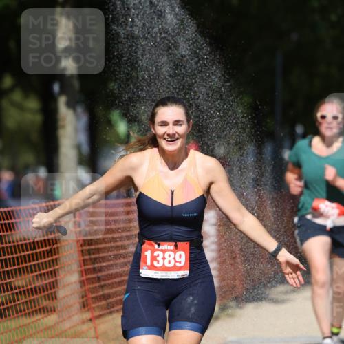 07.09.2025 - 19. Norderstedt Triathlon Michael Strokosch http://msf.ph/oto/8815572 07.09.2025 13:37:29 Laufen 305, 1389 meine-sportfotos.de
