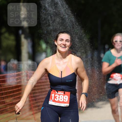 07.09.2025 - 19. Norderstedt Triathlon Michael Strokosch http://msf.ph/oto/8815582 07.09.2025 13:37:29 Laufen 305, 1389 meine-sportfotos.de