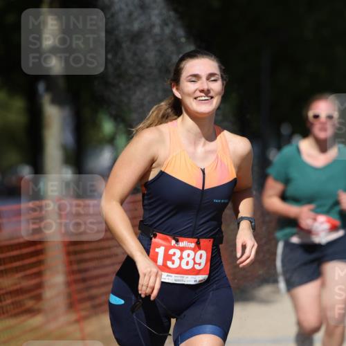 07.09.2025 - 19. Norderstedt Triathlon Michael Strokosch http://msf.ph/oto/8815589 07.09.2025 13:37:30 Laufen 160, 305, 1389 meine-sportfotos.de