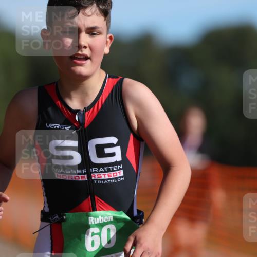 07.09.2025 - 19. Norderstedt Triathlon Michael Strokosch http://msf.ph/oto/8815638 07.09.2025 10:46:33 Laufen 60, 1112 meine-sportfotos.de