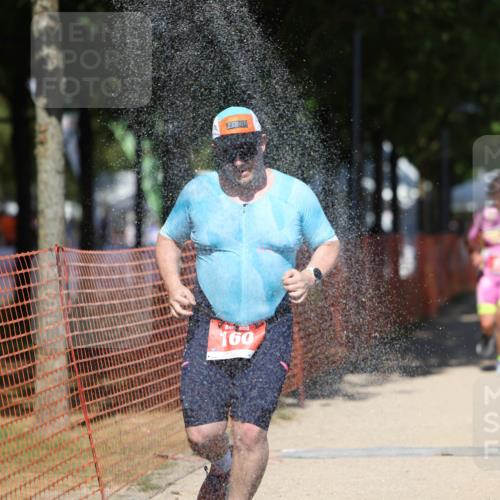 07.09.2025 - 19. Norderstedt Triathlon Michael Strokosch http://msf.ph/oto/8815663 07.09.2025 13:37:38 Laufen 160, 235 meine-sportfotos.de