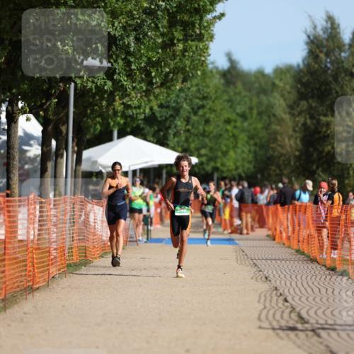 07.09.2025 - 19. Norderstedt Triathlon Michael Strokosch http://msf.ph/oto/8815669 07.09.2025 10:46:44 Laufen 646 meine-sportfotos.de