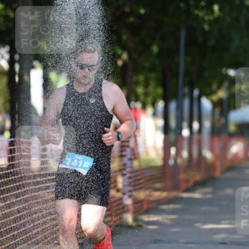 07.09.2025 - 19. Norderstedt Triathlon Michael Strokosch http://msf.ph/oto/8815676 07.09.2025 15:33:35 Laufen 1416, 1456 meine-sportfotos.de