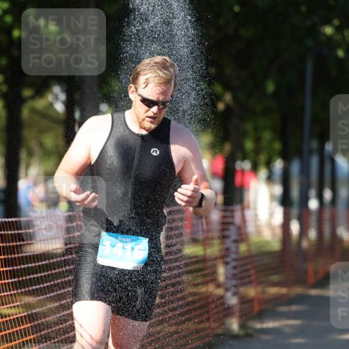 07.09.2025 - 19. Norderstedt Triathlon Michael Strokosch http://msf.ph/oto/8815684 07.09.2025 15:33:36 Laufen 1416, 1456 meine-sportfotos.de