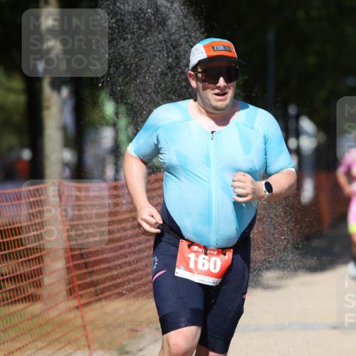 07.09.2025 - 19. Norderstedt Triathlon Michael Strokosch http://msf.ph/oto/8815693 07.09.2025 13:37:39 Laufen 160, 235 meine-sportfotos.de