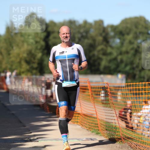 07.09.2025 - 19. Norderstedt Triathlon Michael Strokosch http://msf.ph/oto/8815700 07.09.2025 15:33:38 Laufen 1416, 1456 meine-sportfotos.de