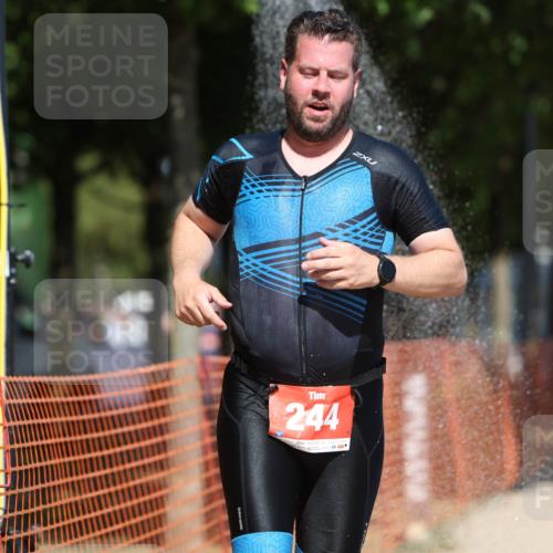 07.09.2025 - 19. Norderstedt Triathlon Michael Strokosch http://msf.ph/oto/8815710 07.09.2025 12:56:32 Laufen 244, 754, 816, 1373 meine-sportfotos.de
