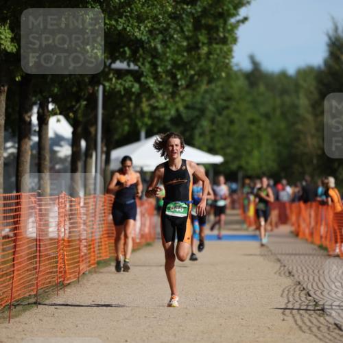 07.09.2025 - 19. Norderstedt Triathlon Michael Strokosch http://msf.ph/oto/8815739 07.09.2025 10:46:47 Laufen 646 meine-sportfotos.de