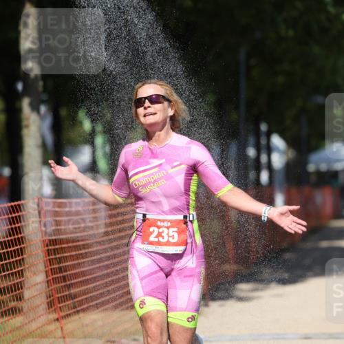 07.09.2025 - 19. Norderstedt Triathlon Michael Strokosch http://msf.ph/oto/8815749 07.09.2025 13:37:43 Laufen 235 meine-sportfotos.de
