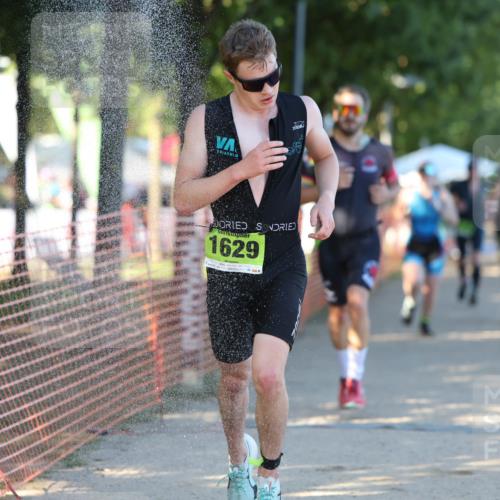 07.09.2025 - 19. Norderstedt Triathlon Michael Strokosch http://msf.ph/oto/8815789 07.09.2025 16:31:57 Laufen 397, 493, 934, 1063, 1075, 1409, 1413, 1549, 1603, 1629 meine-sportfotos.de