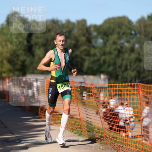 07.09.2025 - 19. Norderstedt Triathlon Michael Strokosch http://msf.ph/oto/8815794 07.09.2025 15:34:00 Laufen 382, 462, 1506 meine-sportfotos.de