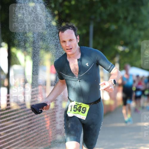 07.09.2025 - 19. Norderstedt Triathlon Michael Strokosch http://msf.ph/oto/8815850 07.09.2025 16:32:04 Laufen 397, 521, 884, 1063, 1075, 1079, 1549, 1603, 1630 meine-sportfotos.de