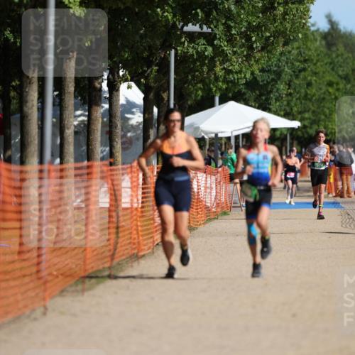 07.09.2025 - 19. Norderstedt Triathlon Michael Strokosch http://msf.ph/oto/8815858 07.09.2025 10:46:51 Laufen 106, 646, 1144 meine-sportfotos.de