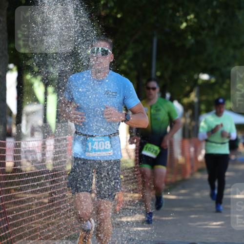 07.09.2025 - 19. Norderstedt Triathlon Michael Strokosch http://msf.ph/oto/8815886 07.09.2025 15:34:11 Laufen 905, 1408 meine-sportfotos.de