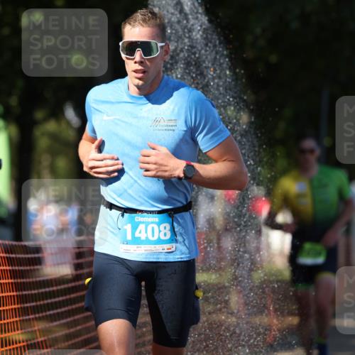 07.09.2025 - 19. Norderstedt Triathlon Michael Strokosch http://msf.ph/oto/8815905 07.09.2025 15:34:12 Laufen 905, 1408 meine-sportfotos.de