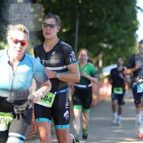 07.09.2025 - 19. Norderstedt Triathlon Michael Strokosch http://msf.ph/oto/8815922 07.09.2025 16:32:16 Laufen 466, 490, 884, 1108, 1631 meine-sportfotos.de