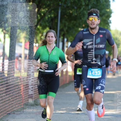 07.09.2025 - 19. Norderstedt Triathlon Michael Strokosch http://msf.ph/oto/8815935 07.09.2025 16:32:17 Laufen 466, 490, 1108, 1497, 1631 meine-sportfotos.de
