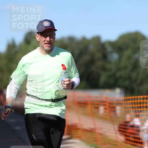 07.09.2025 - 19. Norderstedt Triathlon Michael Strokosch http://msf.ph/oto/8815946 07.09.2025 15:34:15 Laufen 905, 1408 meine-sportfotos.de