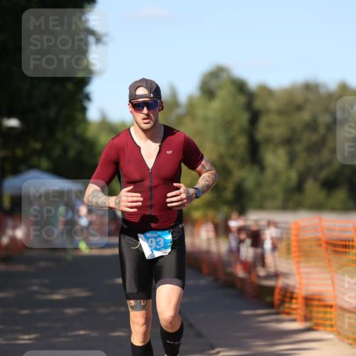 07.09.2025 - 19. Norderstedt Triathlon Michael Strokosch http://msf.ph/oto/8815968 07.09.2025 15:34:32 Laufen  meine-sportfotos.de