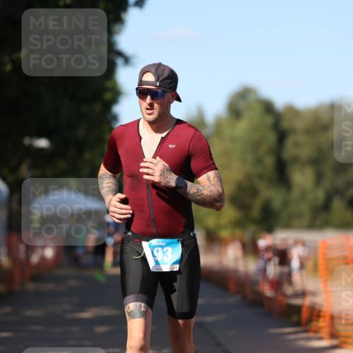 07.09.2025 - 19. Norderstedt Triathlon Michael Strokosch http://msf.ph/oto/8815977 07.09.2025 15:34:33 Laufen  meine-sportfotos.de