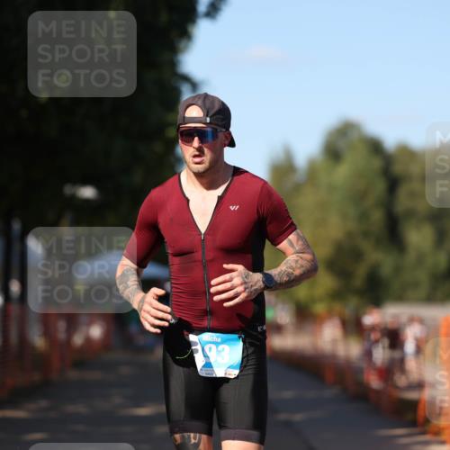 07.09.2025 - 19. Norderstedt Triathlon Michael Strokosch http://msf.ph/oto/8815984 07.09.2025 15:34:33 Laufen  meine-sportfotos.de