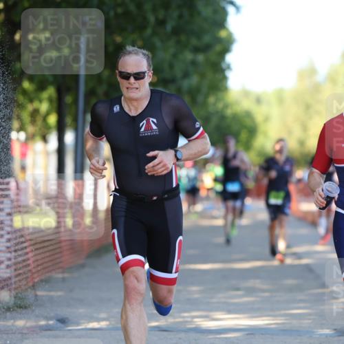 07.09.2025 - 19. Norderstedt Triathlon Michael Strokosch http://msf.ph/oto/8816007 07.09.2025 16:32:26 Laufen 491, 547, 1052, 1411, 1497, 1577 meine-sportfotos.de