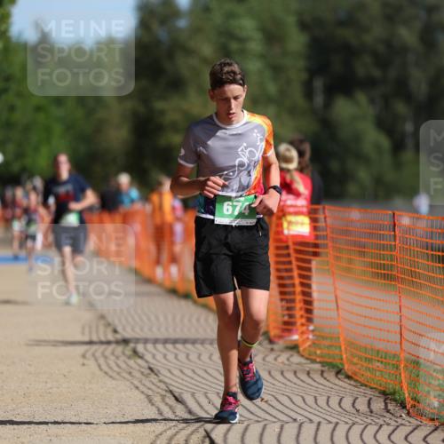 07.09.2025 - 19. Norderstedt Triathlon Michael Strokosch http://msf.ph/oto/8816067 07.09.2025 10:47:03 Laufen 105, 674, 693 meine-sportfotos.de