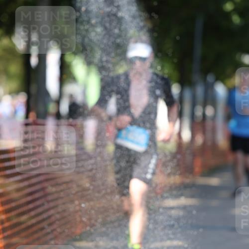 07.09.2025 - 19. Norderstedt Triathlon Michael Strokosch http://msf.ph/oto/8816091 07.09.2025 15:34:45 Laufen 420, 427 meine-sportfotos.de
