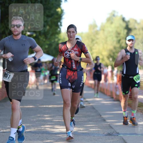 07.09.2025 - 19. Norderstedt Triathlon Michael Strokosch http://msf.ph/oto/8816174 07.09.2025 16:32:50 Laufen 543, 949, 951, 953, 1043, 1555, 1602 meine-sportfotos.de