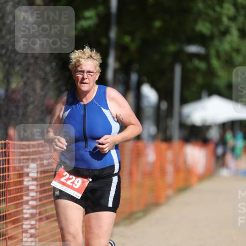 07.09.2025 - 19. Norderstedt Triathlon Michael Strokosch http://msf.ph/oto/8816186 07.09.2025 11:45:45 Laufen 203, 229 meine-sportfotos.de
