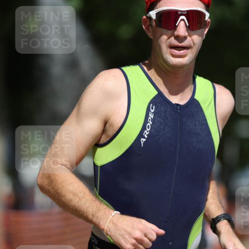07.09.2025 - 19. Norderstedt Triathlon Michael Strokosch http://msf.ph/oto/8816227 07.09.2025 12:57:05 Laufen 205, 258, 259, 274, 301, 788 meine-sportfotos.de
