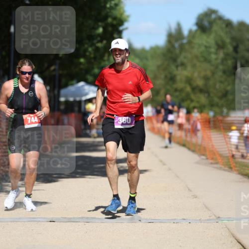 07.09.2025 - 19. Norderstedt Triathlon Michael Strokosch http://msf.ph/oto/8816235 07.09.2025 13:38:55 Laufen 360, 744 meine-sportfotos.de