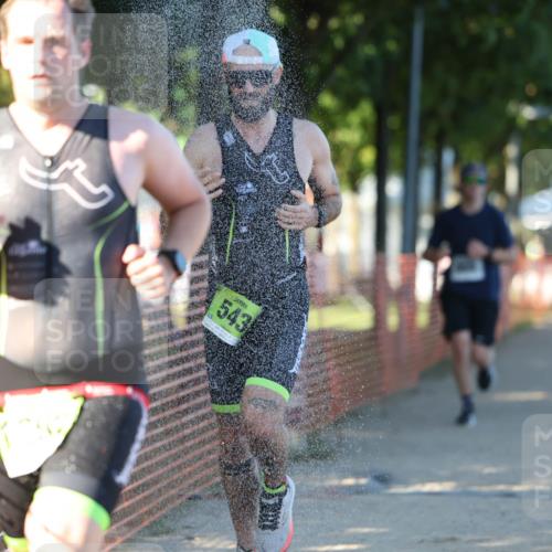 07.09.2025 - 19. Norderstedt Triathlon Michael Strokosch http://msf.ph/oto/8816243 07.09.2025 16:32:58 Laufen 543, 927, 943, 953, 955, 1043, 1602 meine-sportfotos.de