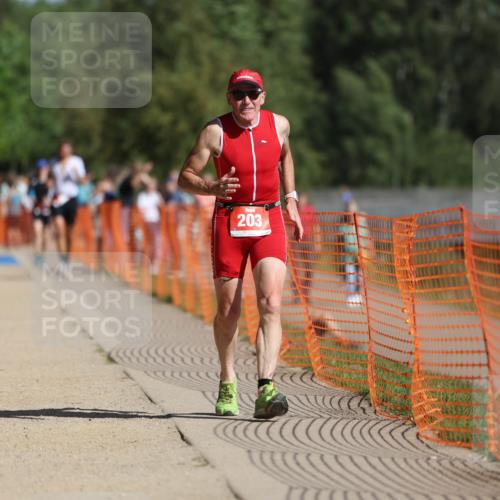 07.09.2025 - 19. Norderstedt Triathlon Michael Strokosch http://msf.ph/oto/8816270 07.09.2025 11:45:49 Laufen 203, 229 meine-sportfotos.de