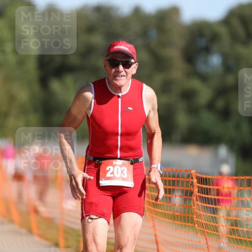 07.09.2025 - 19. Norderstedt Triathlon Michael Strokosch http://msf.ph/oto/8816280 07.09.2025 11:45:53 Laufen 203, 1165 meine-sportfotos.de