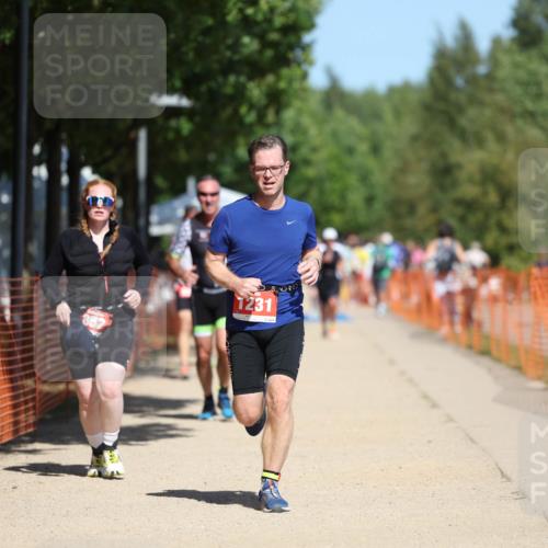 07.09.2025 - 19. Norderstedt Triathlon Michael Strokosch http://msf.ph/oto/8816313 07.09.2025 12:57:12 Laufen 259, 788, 852, 898, 1231 meine-sportfotos.de