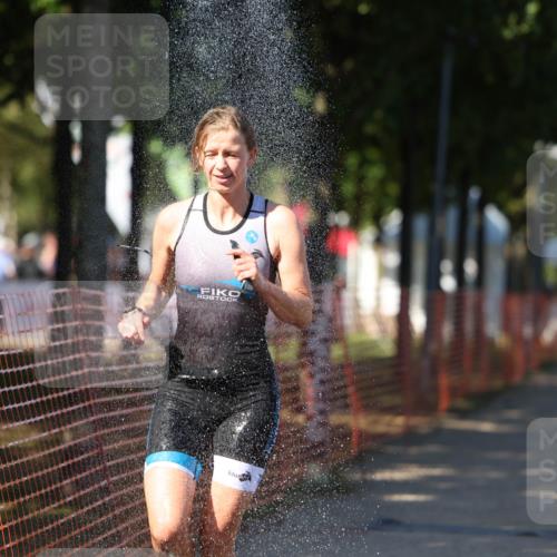 07.09.2025 - 19. Norderstedt Triathlon Michael Strokosch http://msf.ph/oto/8816318 07.09.2025 15:35:39 Laufen 452, 1502 meine-sportfotos.de