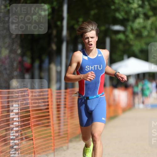 07.09.2025 - 19. Norderstedt Triathlon Michael Strokosch http://msf.ph/oto/8816321 07.09.2025 11:46:00 Laufen 276, 1165 meine-sportfotos.de